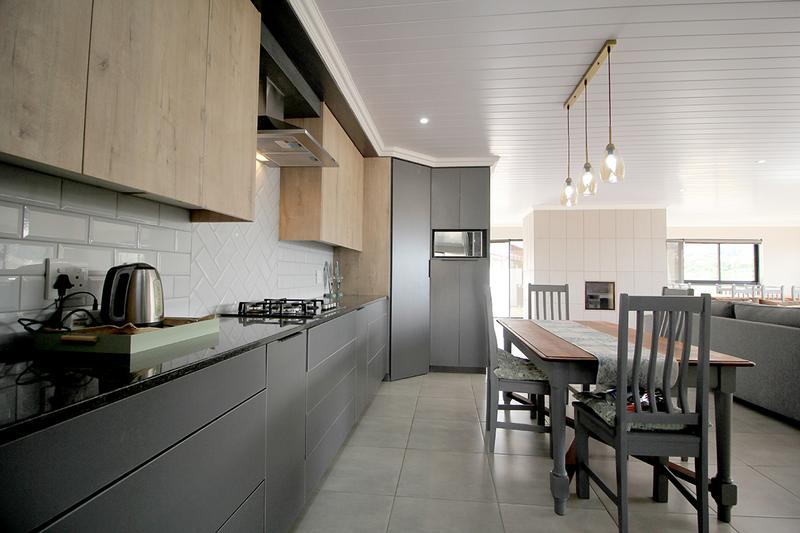 3 Bedroom Property for Sale in Menkenkop Western Cape